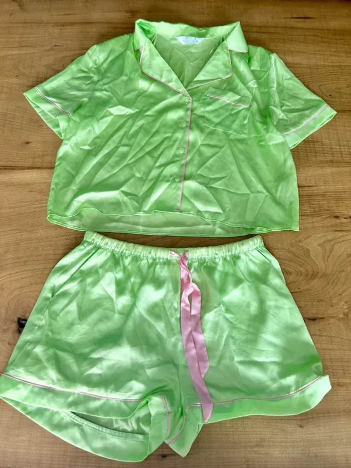 Pyjama satin femme