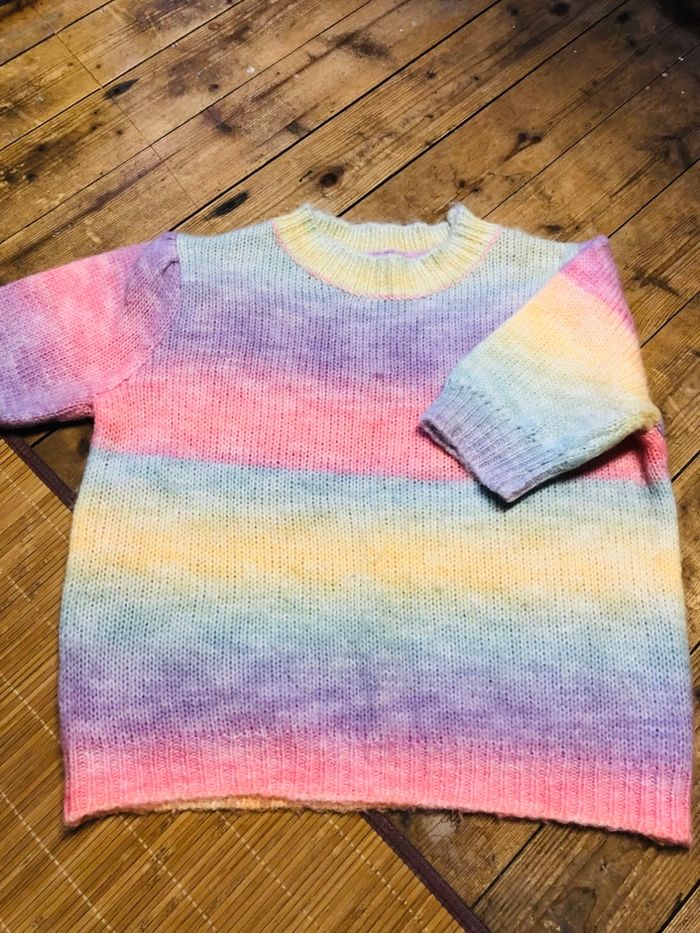 Pull multicolore