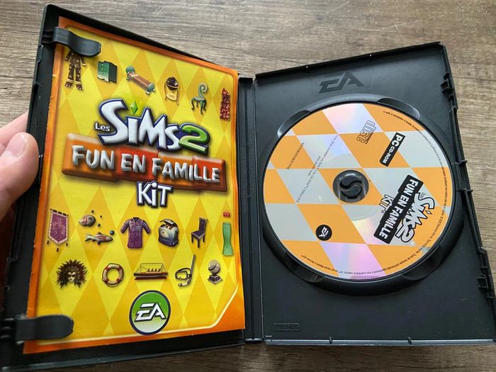 Les sims 2 fun en famille kit pc vintage - photo numéro 2