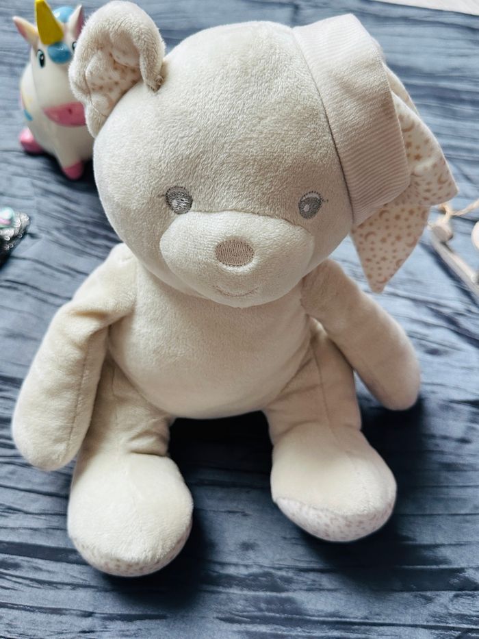 🧸 Peluche Ours Beige avec Bonnet de Nuit - Très bon état - photo numéro 3