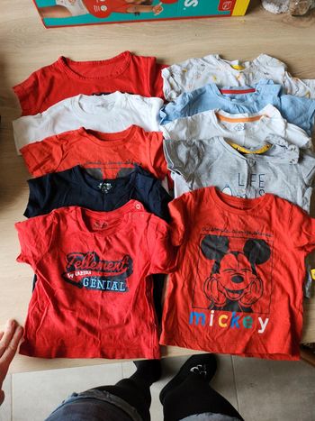 Lot tee shirts