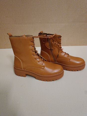 Bottines à lacets marron taille 37, 38, 39 ou 40