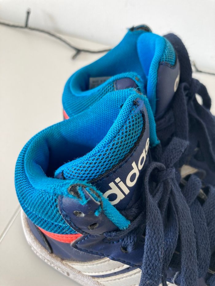 Baskets adidas à lacets