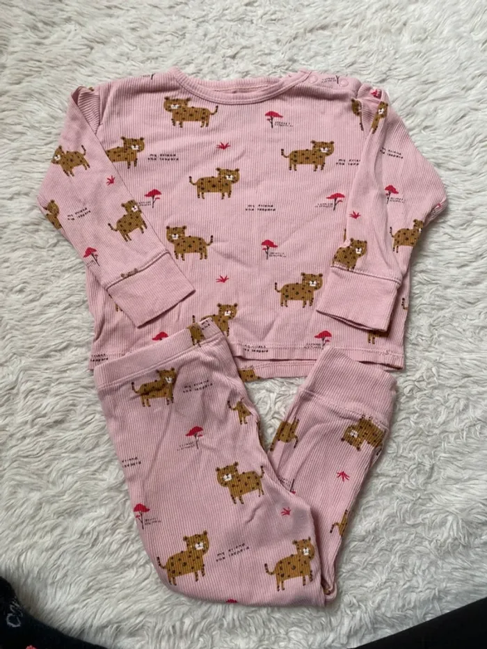 Pyjama rose Léopard 18m Kiabi - photo numéro 2