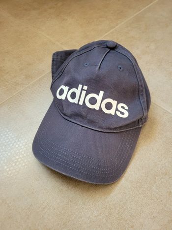 Casquette adidas taille unique