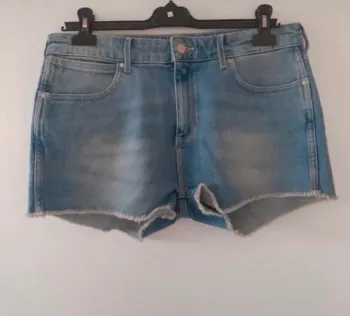 Short en Jean coupe boyfriend Wrangler taille W29 ou 38-40