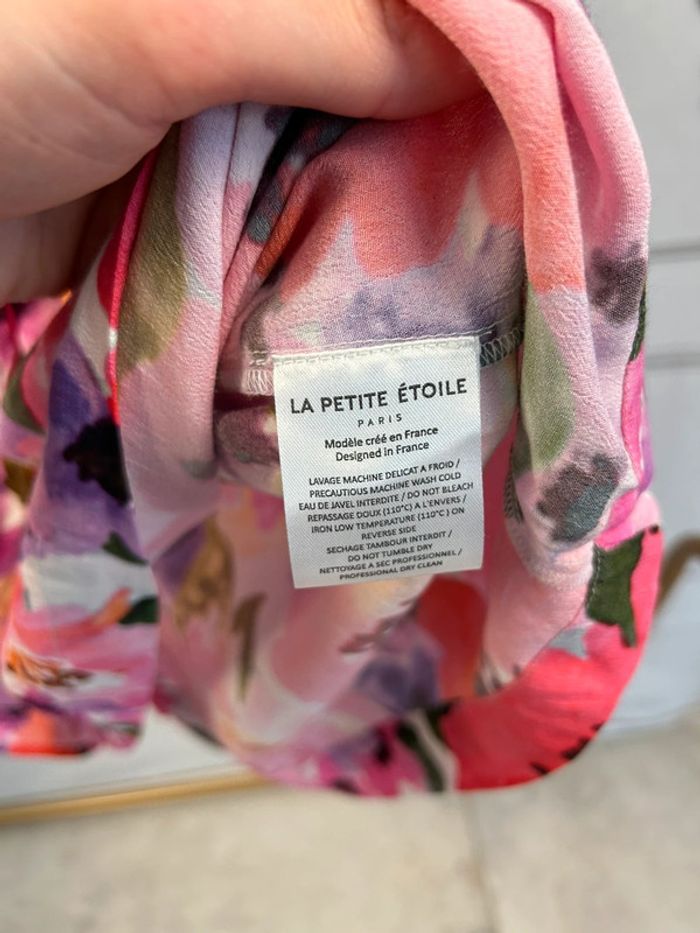 Robe à fleurs La petite étoile T2 / M neuve - photo numéro 5