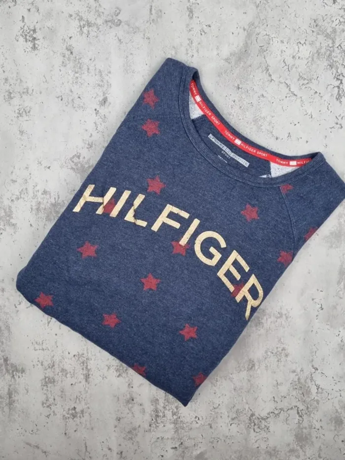 Sweat Tommy Hilfiger bleu à étoiles – Taille L Femme (mesures en photos)