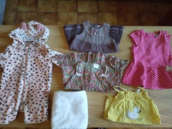 Lot vêtements fille