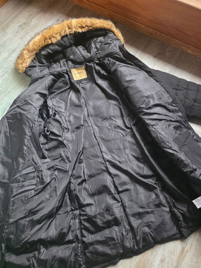 Manteau - doudoune longue taille 4 noire ( prévoir de recoudre à l'intérieur la doublure ) - photo numéro 4