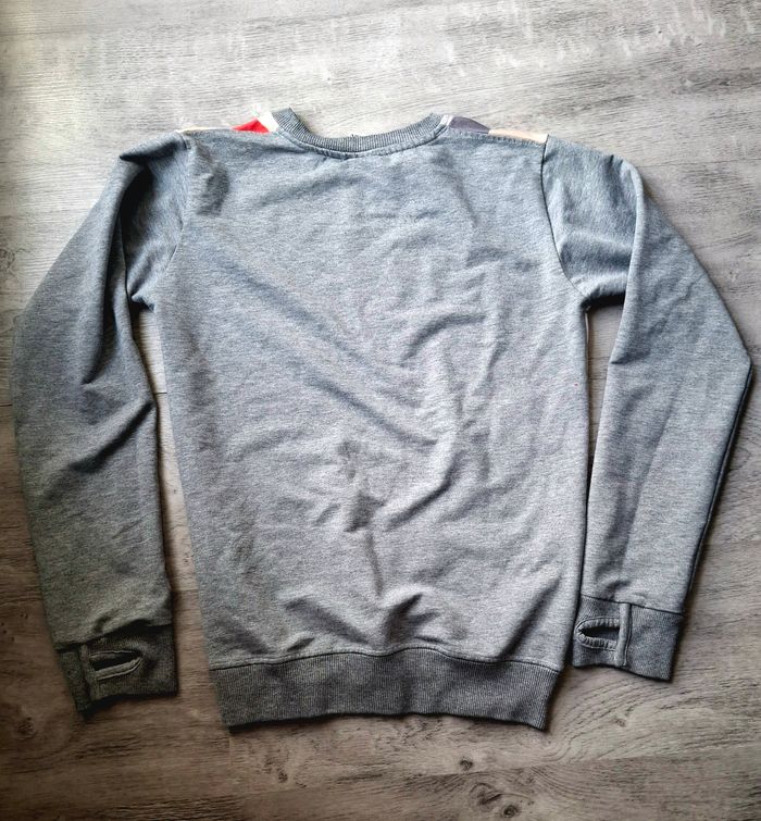 Pull burberry gris taille S - photo numéro 2