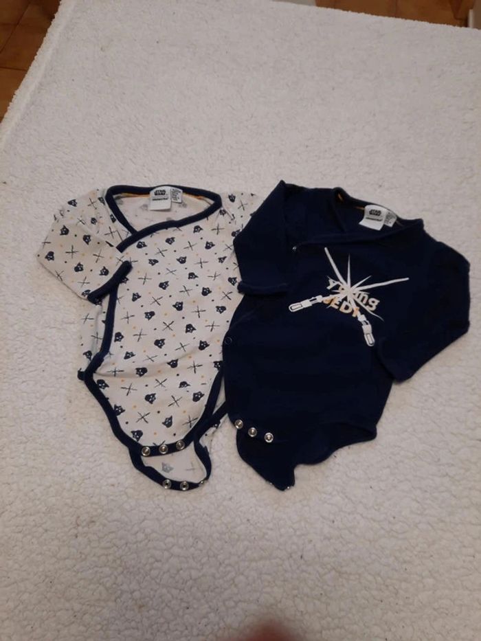 2 bodies Star wars 6 mois