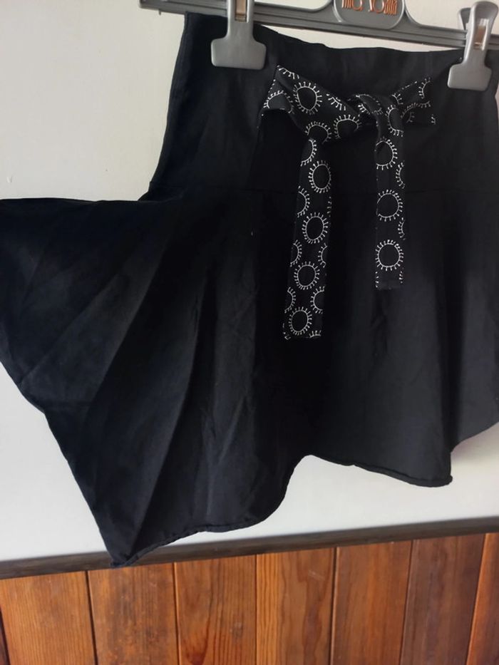 Jupe noire asymétrique - photo numéro 4