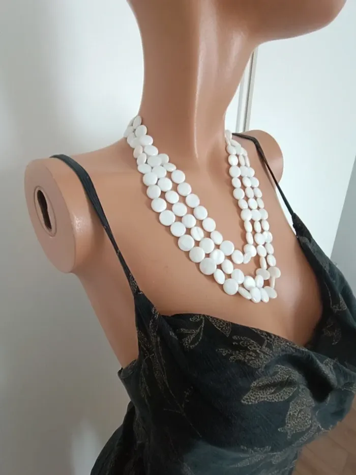 Joli collier fantaisie - photo numéro 2