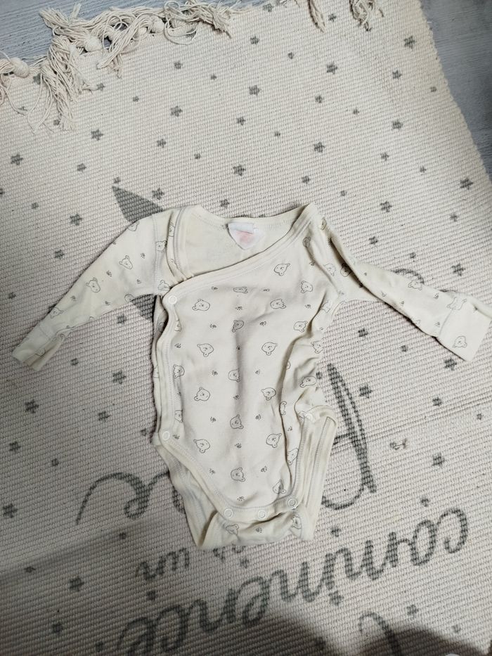 Lot de body cache coeur taille 3 mois - photo numéro 3