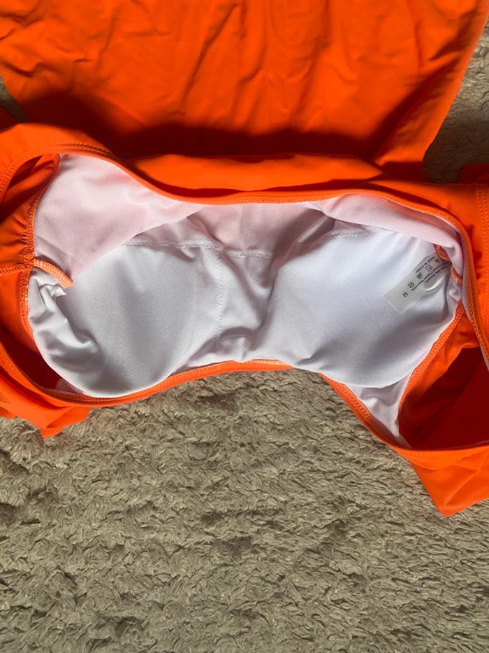 Maillot de bain avec volants - photo numéro 4