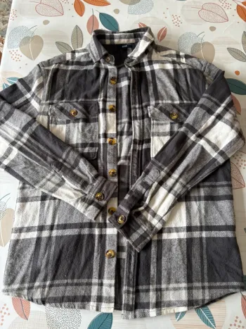 Veste pour homme taille M. Très bon état.