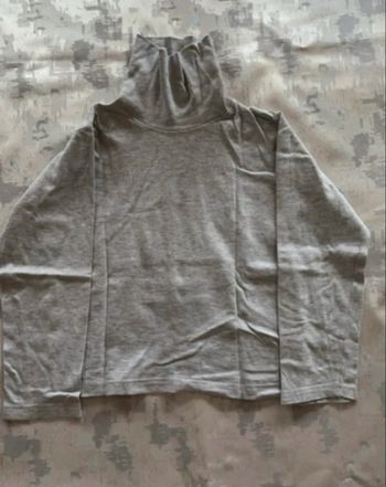 Sous-pull manches longues garçon – 6 ans – Gris clair – TBE