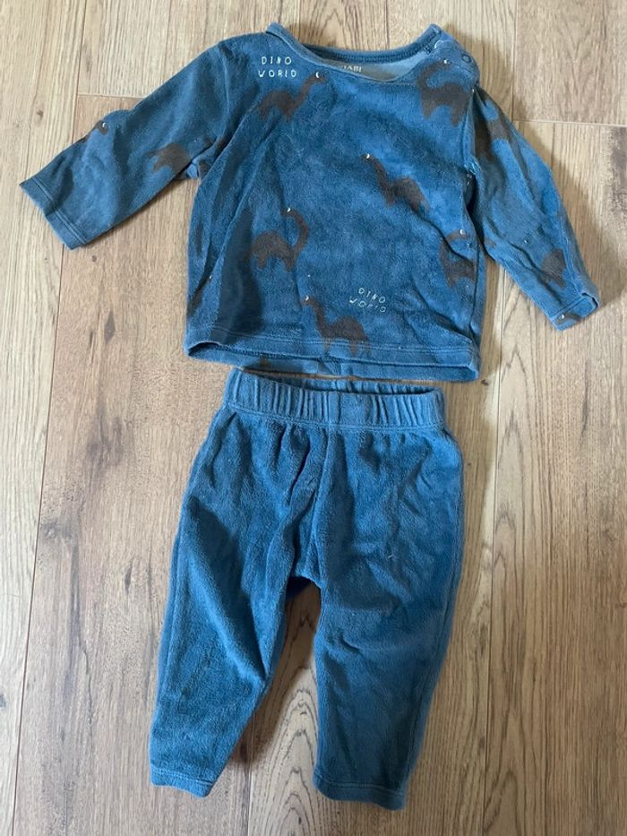 Pyjama deux pièces 12 mois kiabi dinosaure