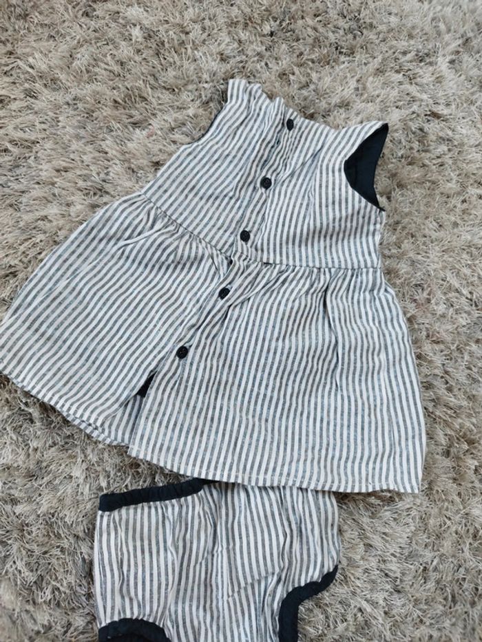 Jolie robe bébé fille noir et blanche à rayures avec culotte - photo numéro 4