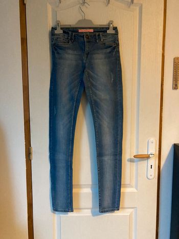 Jean skinny taille mi haute cache cache