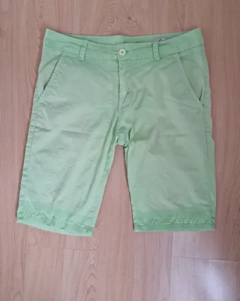 Short chino homme vert