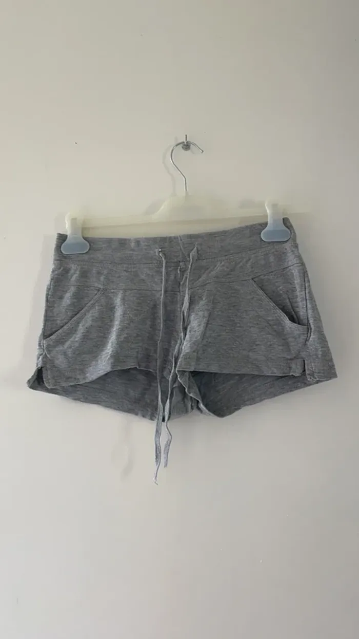 Deux Short - photo numéro 2
