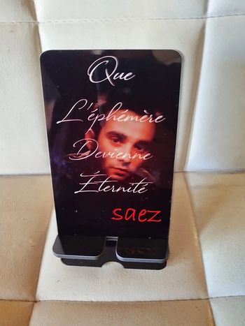 support téléphone motif saez neuf