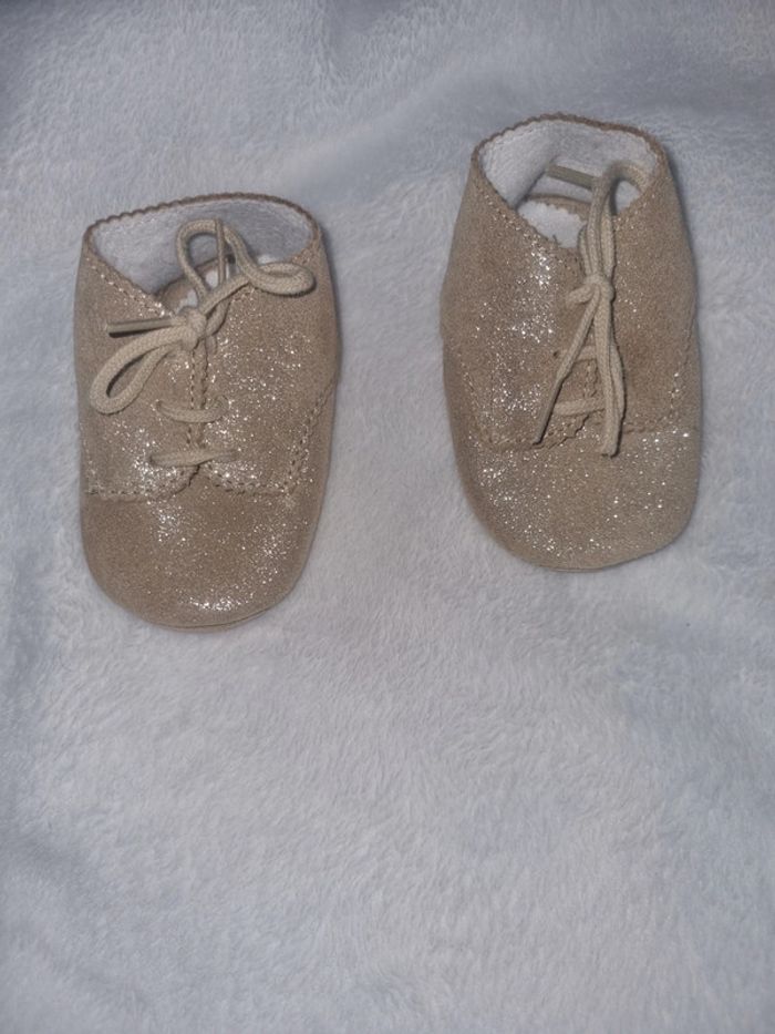 Chaussure à lacets - photo numéro 2