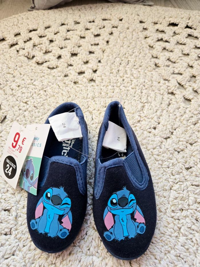 Boy: pantoufles Disney Stitch 24 - photo numéro 2