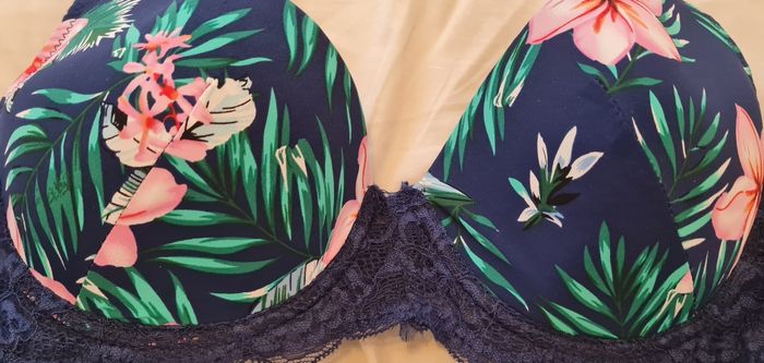 Soutien gorge - photo numéro 3