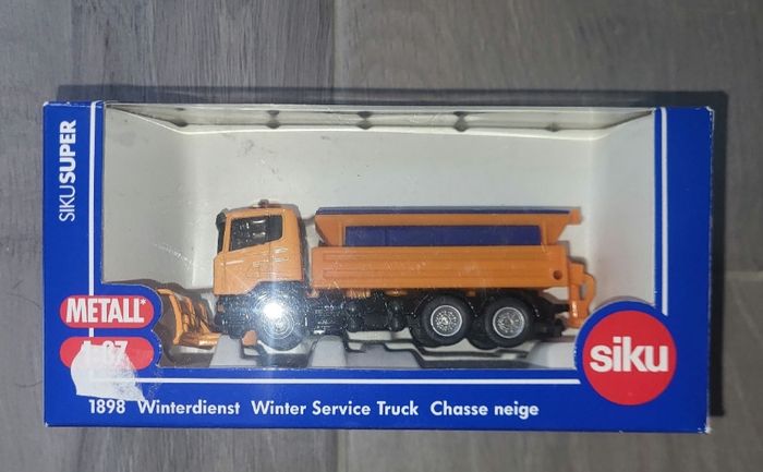 Chasse Neige Miniature 1/87 SIKU