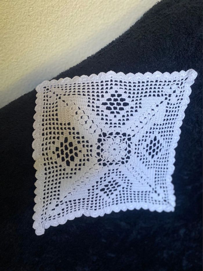 Vintage napperon crochet carré blanc - photo numéro 2