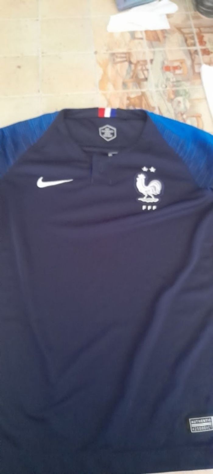 Ensemble Fila et nike - photo numéro 2