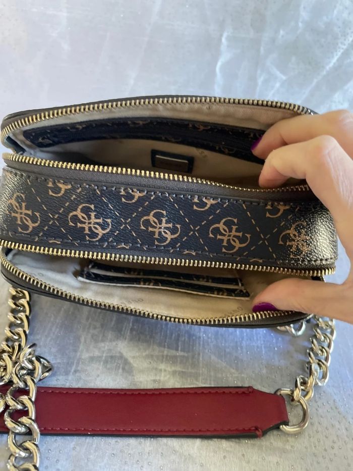 Sac Guess - Très bon état - photo numéro 4