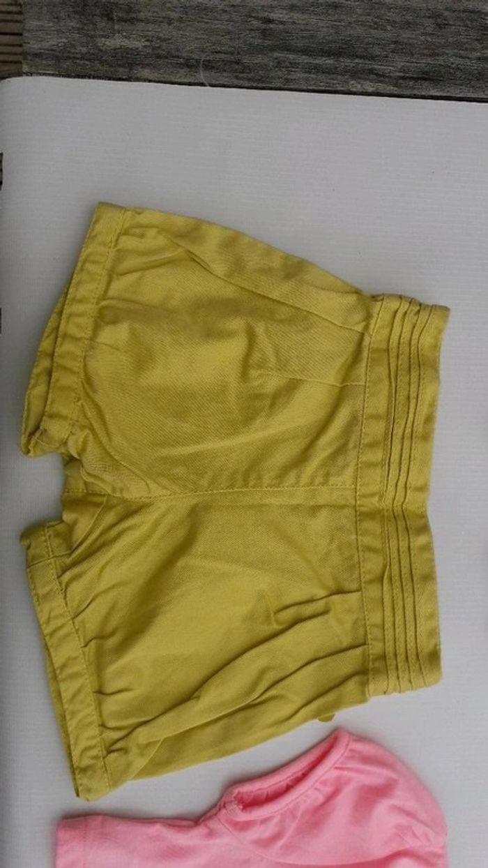 Lot de 4 articles T 2 ans - photo numéro 10