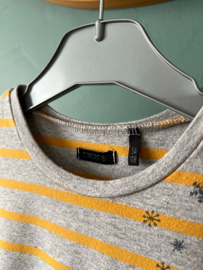 Robe IKKS et jupe beige 💛🩶 Taille 5 ans - photo numéro 3