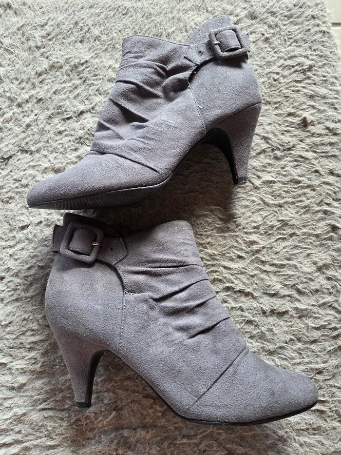 Bottines grise - photo numéro 1