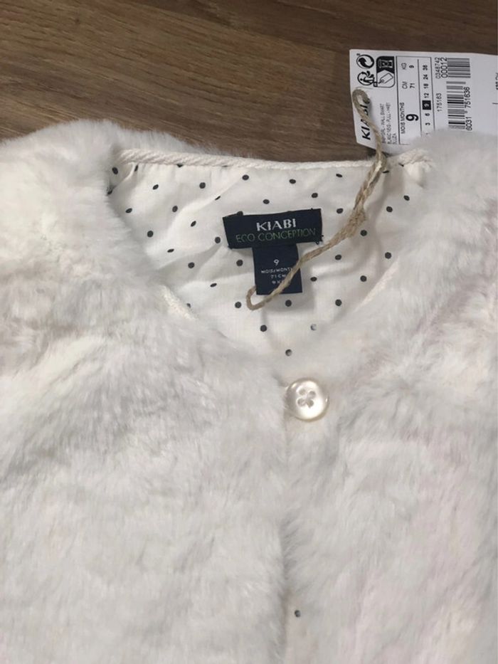 Gilets kiabi sans manche fausse fourrure 9 mois - photo numéro 2