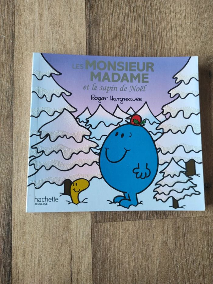 Les Monsieur Madame et le sapin de Noël