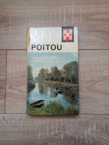 Livre visage du Poitou. Les nouvelles Provinciales