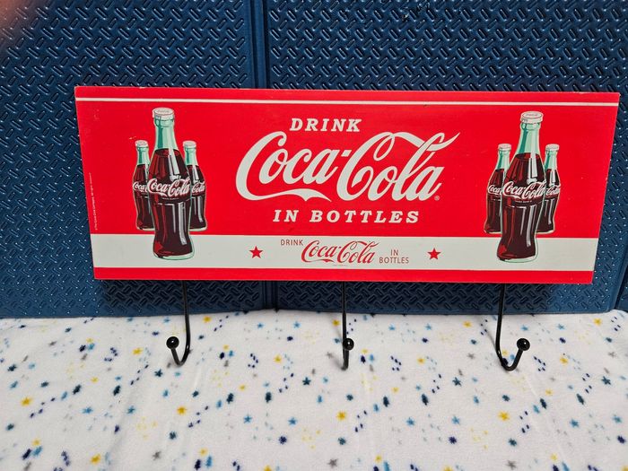 Porte manteau coca cola