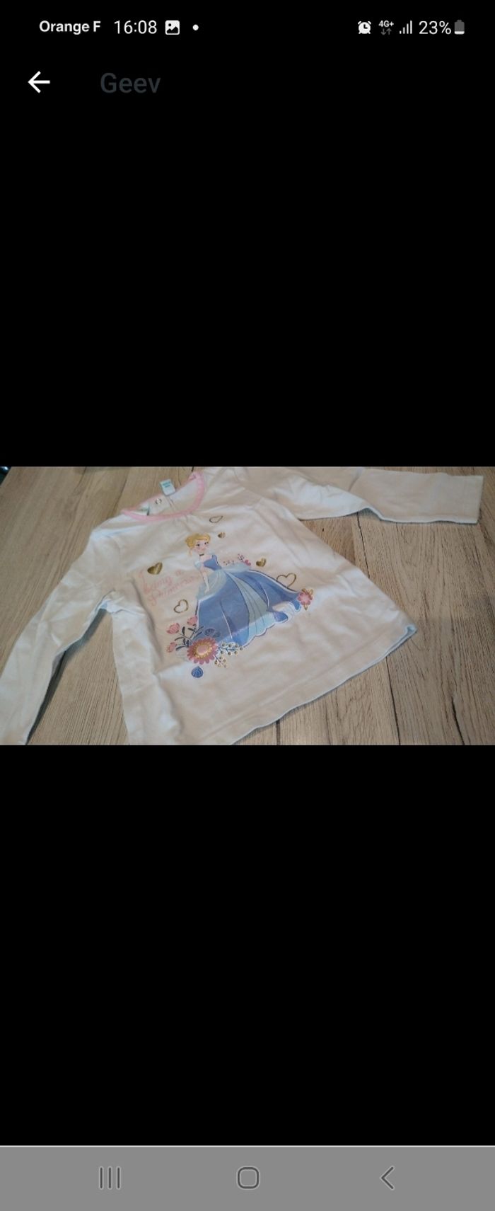 Lots t shirts  fille disney - photo numéro 2