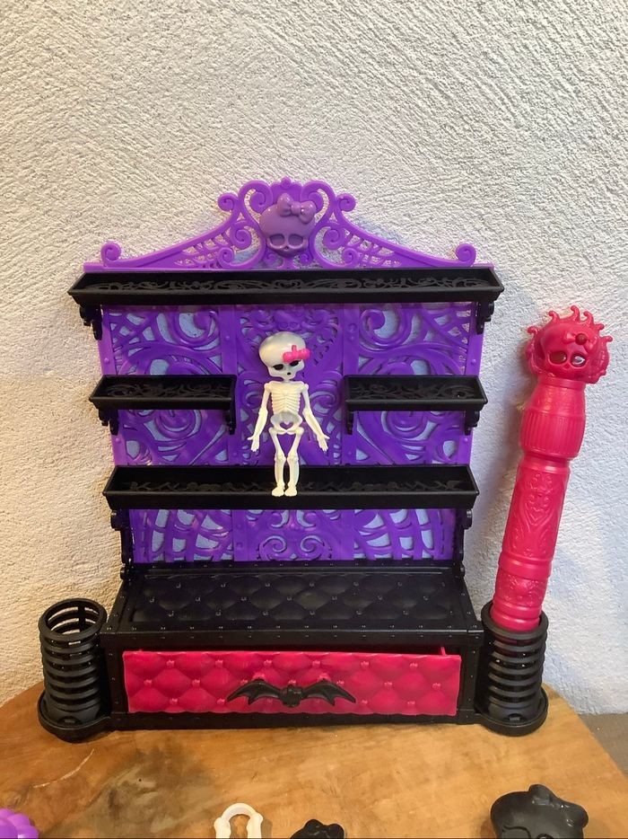 La fabriqué a Monster Monster High mattel - photo numéro 5