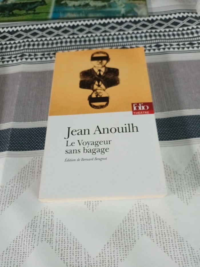 Le voyageur sans bagage
