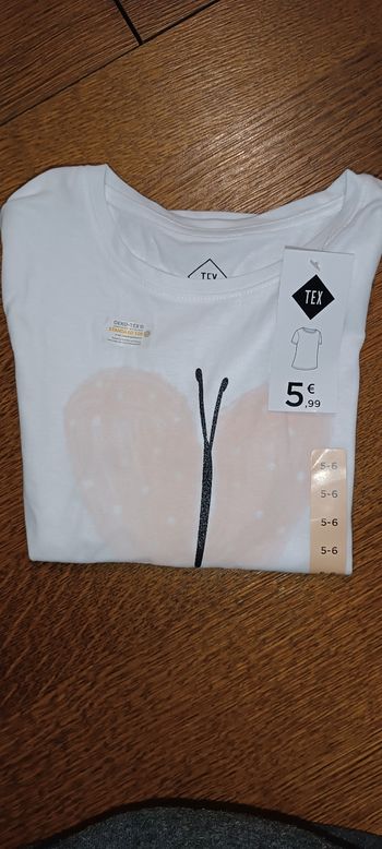 Tee shirt papillon 🦋