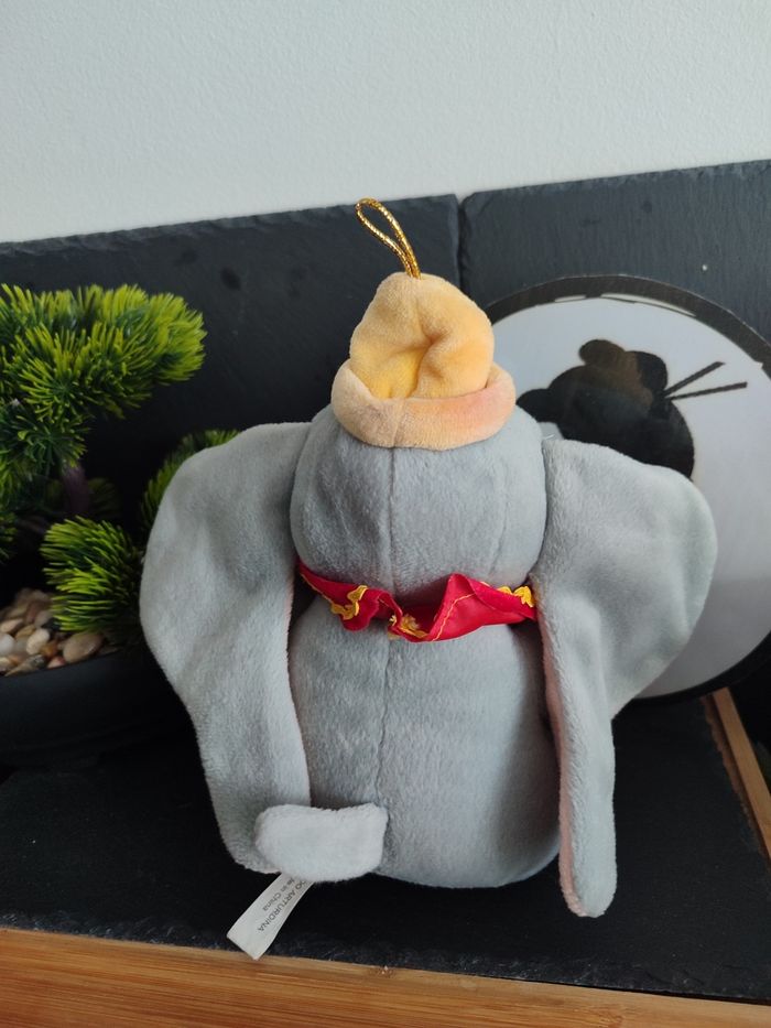 Doudou Dumbo Éléphant Disney Assis Plume Noir Gris Collerette Éléphant Bonnet - photo numéro 3