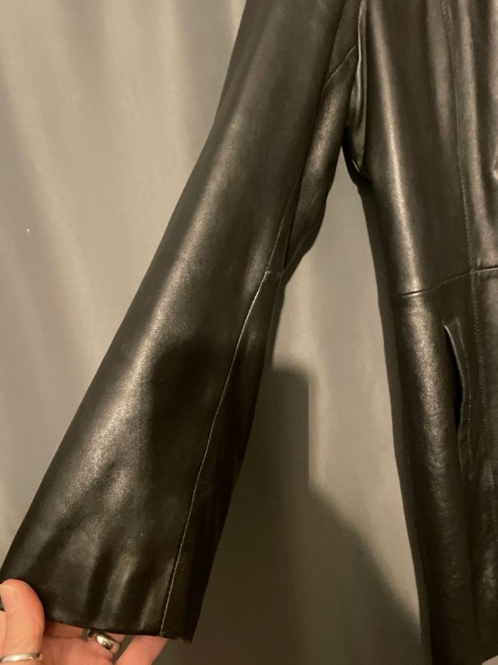 Veste longue en cuir - photo numéro 2