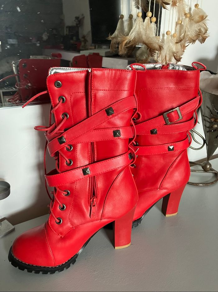 Bottes rock rouges - photo numéro 2