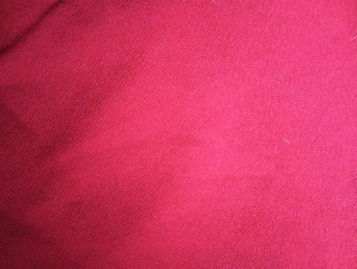 Robe rouge à capuche - photo numéro 5